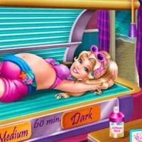 Pregnant Princess Tanning Solarium game screenshot